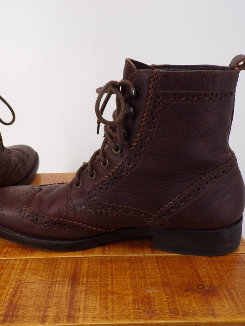 Johnston & Murphy Mens Brown Leather Wingtip Brogue Ankle Lace Up Boots sz 8 - Picture 3 of 10